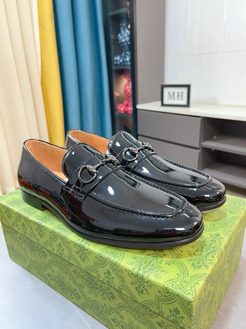 Men's shoes 💰500🌹🌹【GUCCI】The most popular classic Gucci leather shoes. Synchronized with the official website, the upper is made of Italian first-layer cowhide ➕cowhide lining, with unique brand and unique craftsmanship. Highlighting the hot style of the new year. Stop hesitating, stop wandering, get it now. Number: 38--44